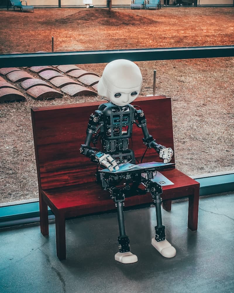 Claude, la IA de Anthropic, genera casi $1.000 millones: ¿el nuevo rival de ChatGPT?
